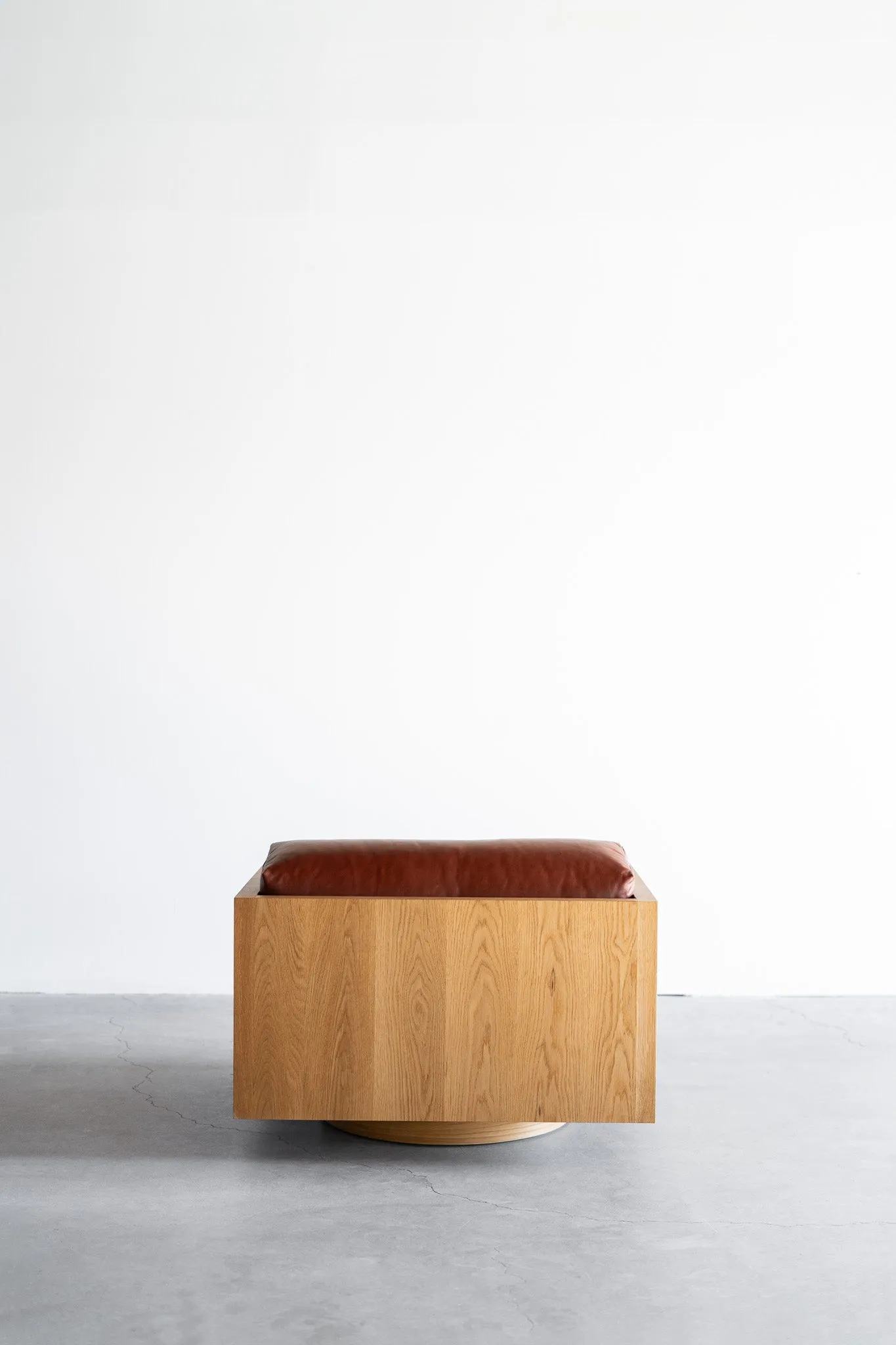 Carter Lounge Chair | STOCK