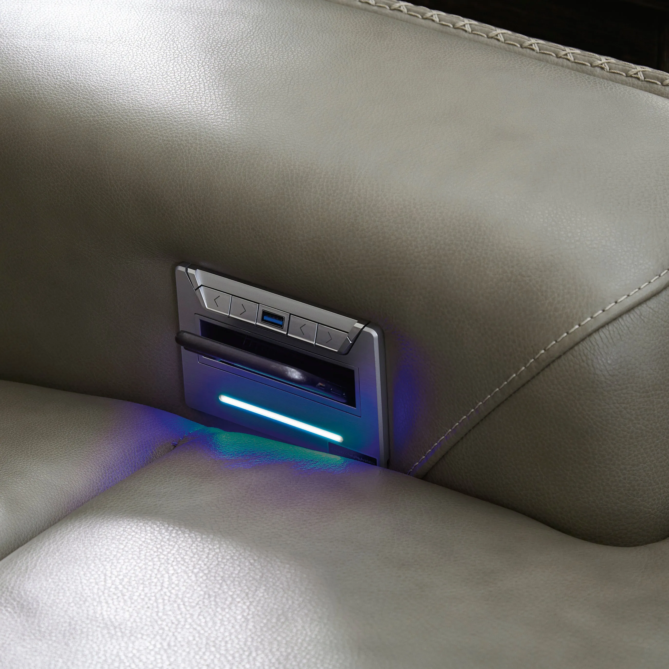 Cori Leather RAF Chaise