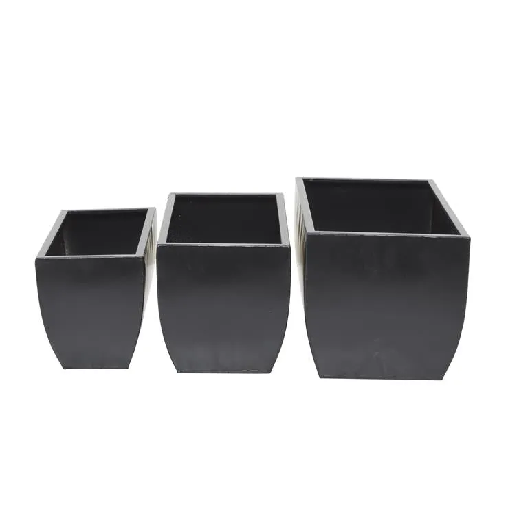 COSMOPOLITAN BLACK METAL INDOOR OUTDOOR PLANTER