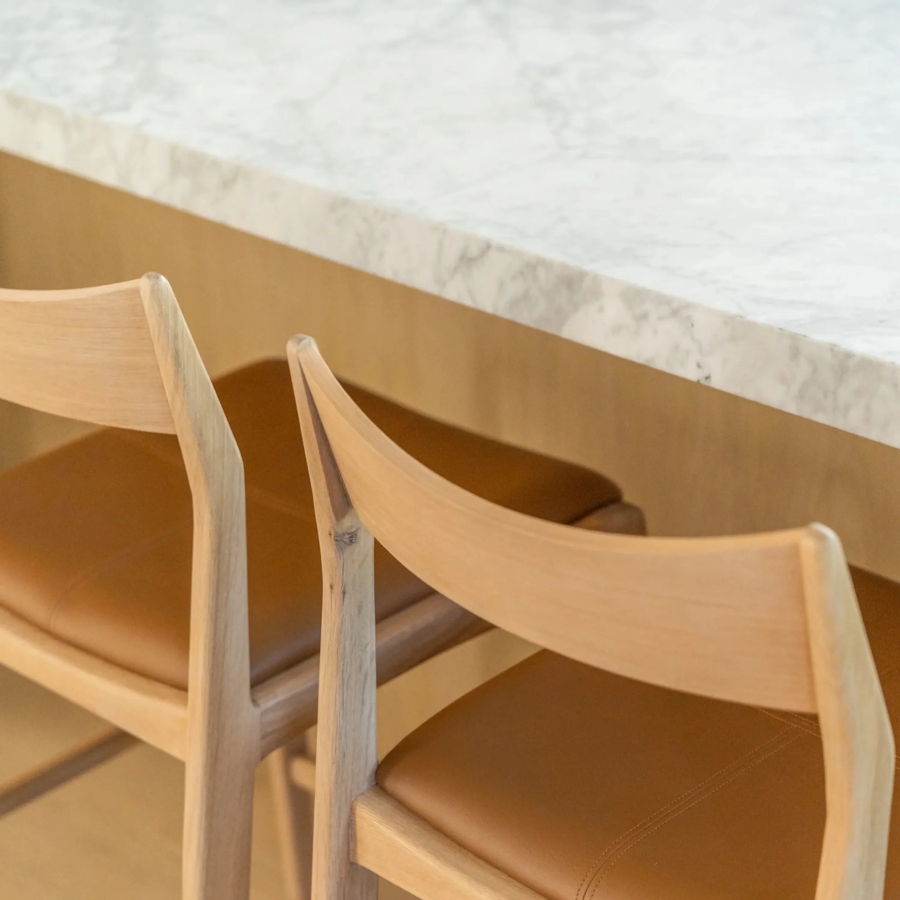 Eclipse Bar Stool 65cm - Oak / Tan Leather